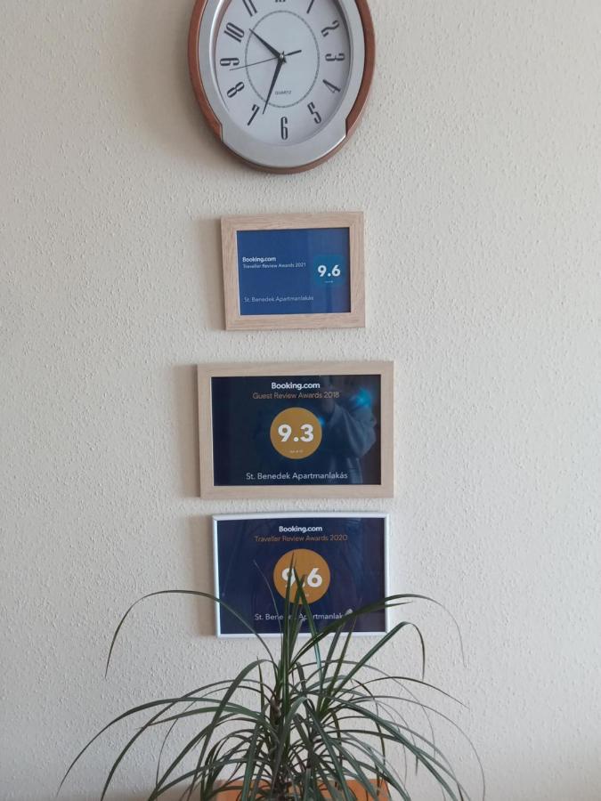 St. Benedek Apartmanlakas Apartment Mezőkövesd Екстериор снимка