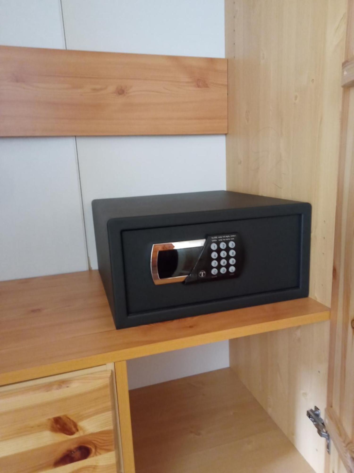 St. Benedek Apartmanlakas Apartment Mezőkövesd Екстериор снимка